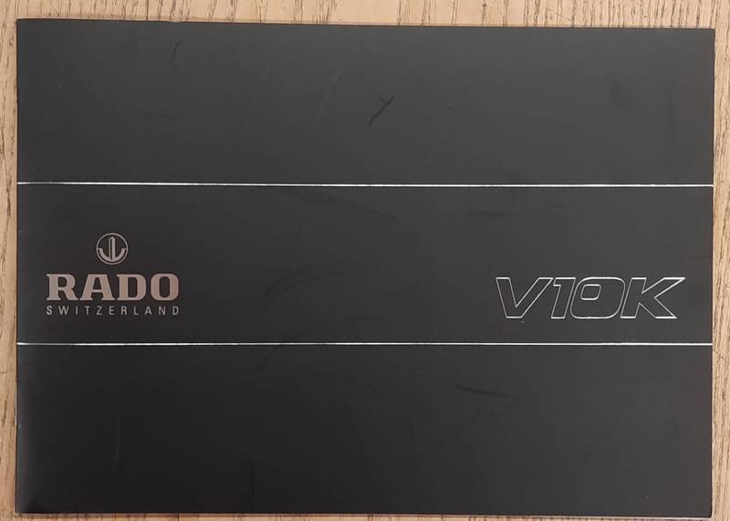 RADO. - Rado, V10K, De grenzen verlegd.