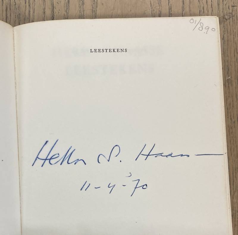 HAASSE, HELLA S. - Leestekens.