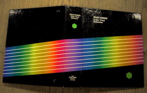 PANTONE.