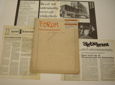 FORUM. ORGAAN VAN HET GENOOTSCHAP ARCHITECTURA ET AMICITIA. Ambtenaren als aktiegroep? Verslag van drie jaar Spaarndammerbuurt / Report of three years Spaarndam Neighborhood in Amsterdam