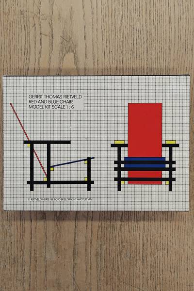 RIETVELD, GERRIT THOMAS. Red and Blue Chair Model Kit Scale 1:6. Contents: Wood for chair with pre/inserted metal pegs. Enamel paint in 4 authentic colours- History +instructions in Englih. Peter Koopmans/ Design : Keja Donja. s