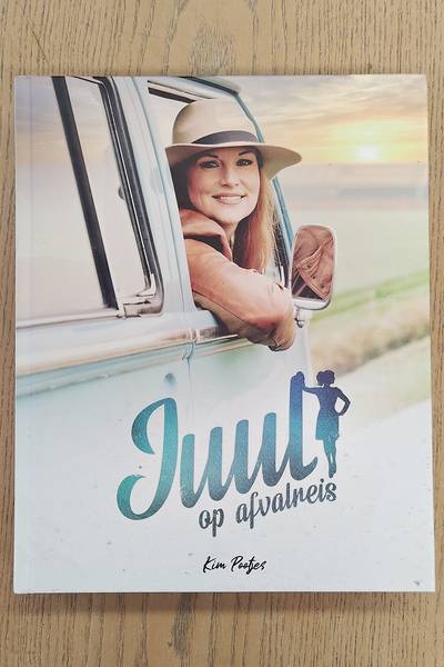 POOTJES, KIM. Juul op afvalreis