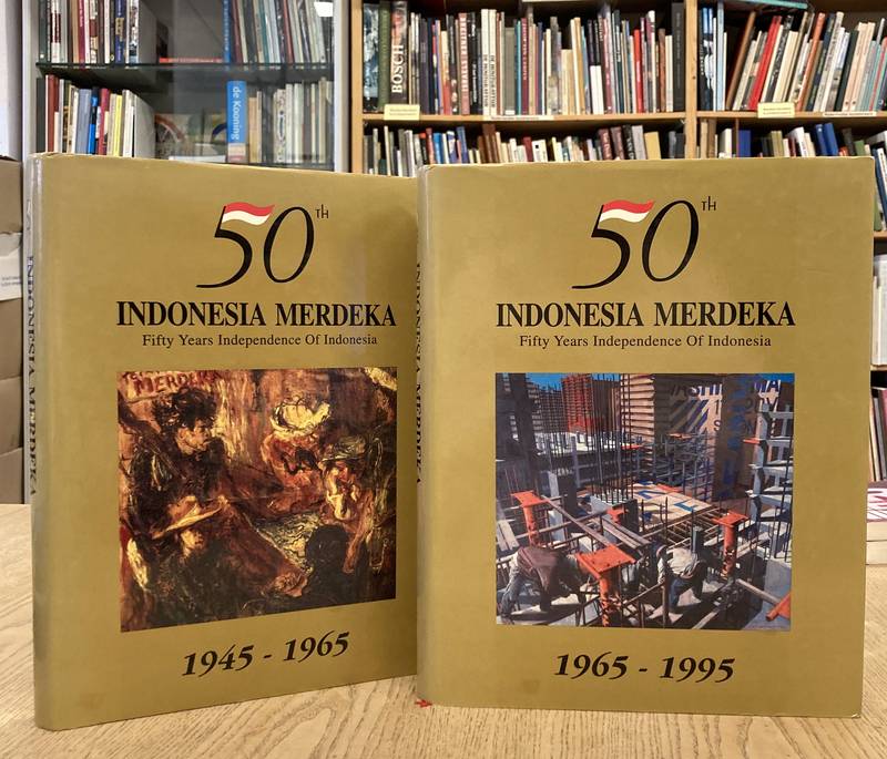 P. T. CITRA MEDIA PERSADA (HRSG.)  &  ABDUL GAFUR [PREFACE] 50th Indonesia Merdeka. Fifty Years Independence of Indonesia. Volume 1: 1945-1965 + Volume 2: 1965-1995.
