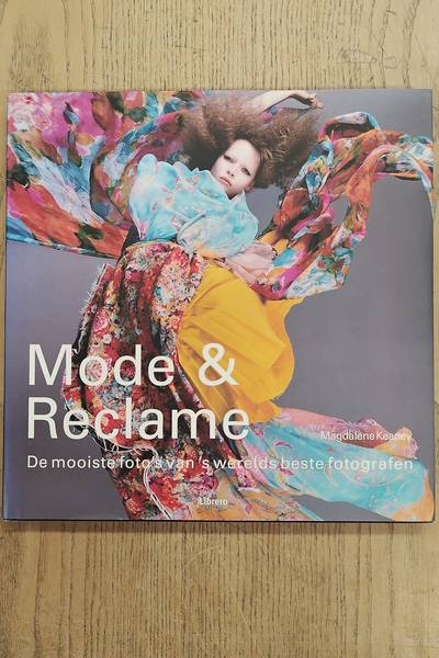 KEANEY, MAGDALENE. Mode En Reclame, De mooiste foto's van 's werelds beste fotografen
