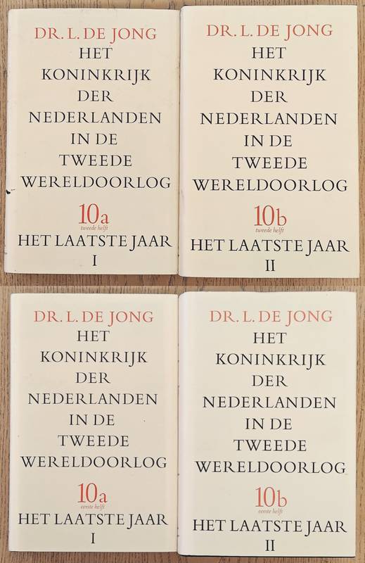 JONG, L. DE.