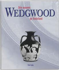 LAMP, PAUL. Drie eeuwen Wedgwood en Nederland. Wedgwood en de betrekking met Nederland 1763-2004. isbn 9789055735662